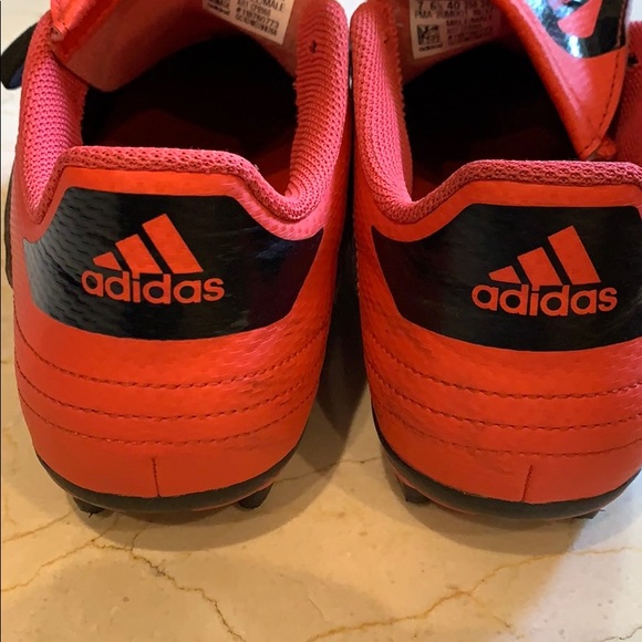 Adidas soccer shoes 18.4 - Picture 6 of 8